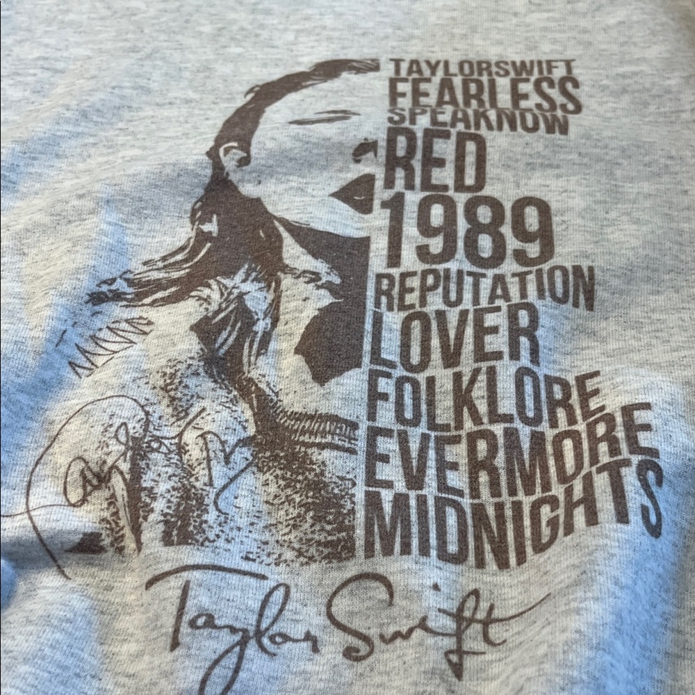 Taylor Swift Gray Graphic Crewneck Sweater - Picture 2 of 3